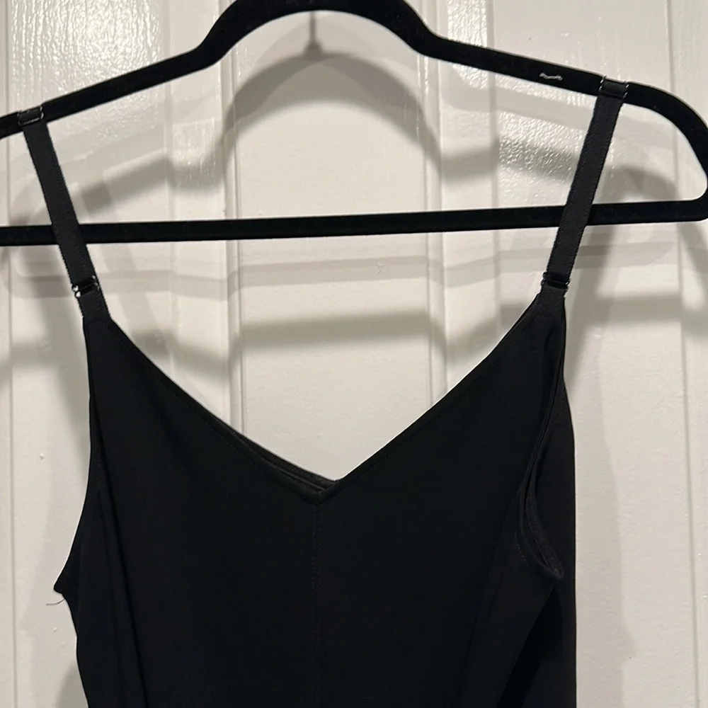 Cinq à Sept Black Billie Belted Jumpsuit Sleeveless Flare Cuff Pants - Picture 5 of 7